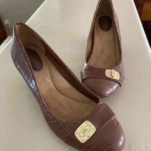 NWOT Stunning Giani Bernini Loren, Leather Pumps Sz 8.5, Memory Foam Brown